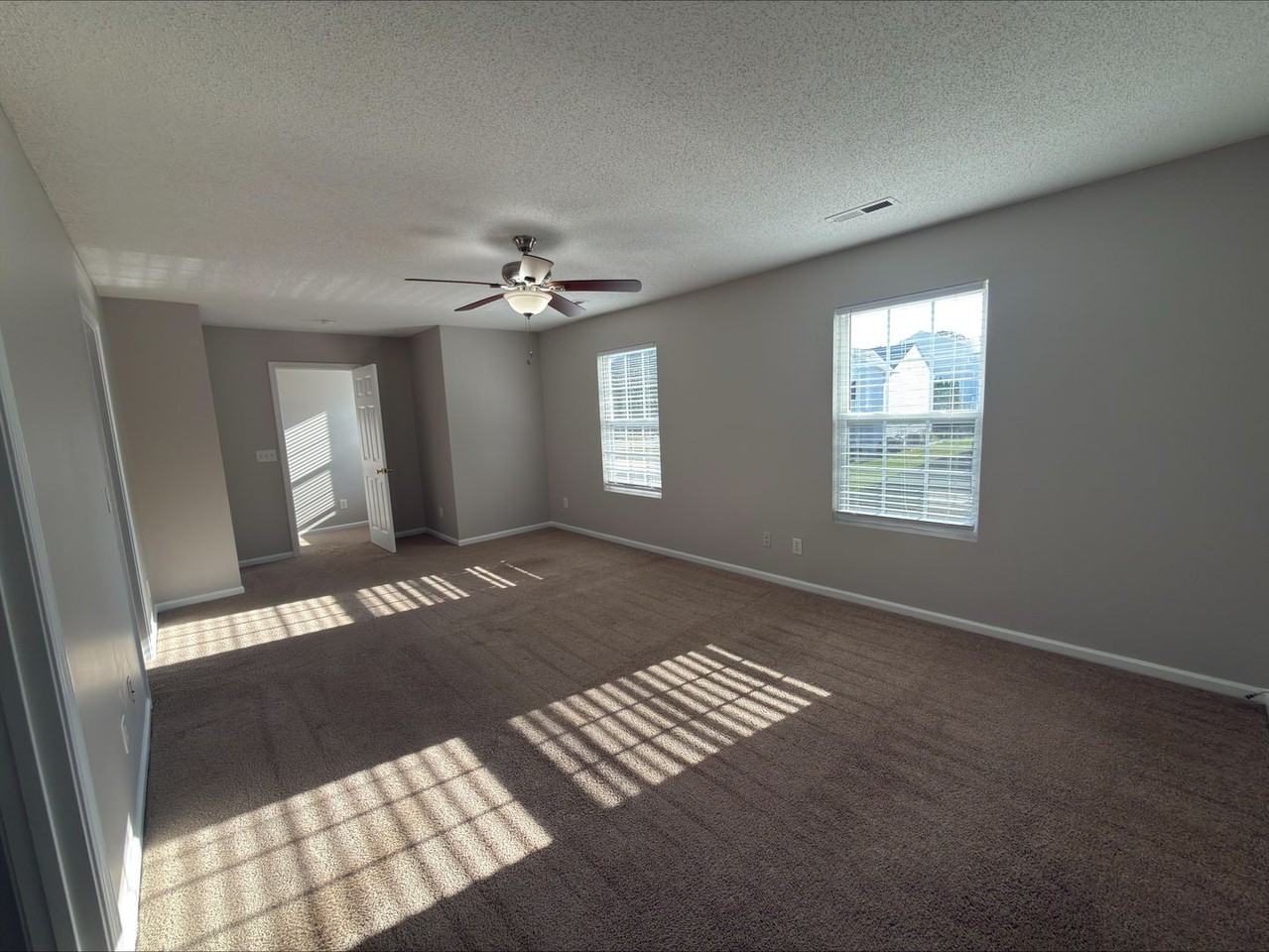 4293 Kelso Dr - Photo 5 of 17