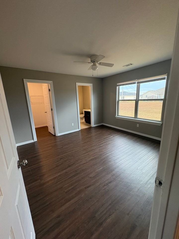 Gravette Duplexes - Photo 5 of 11