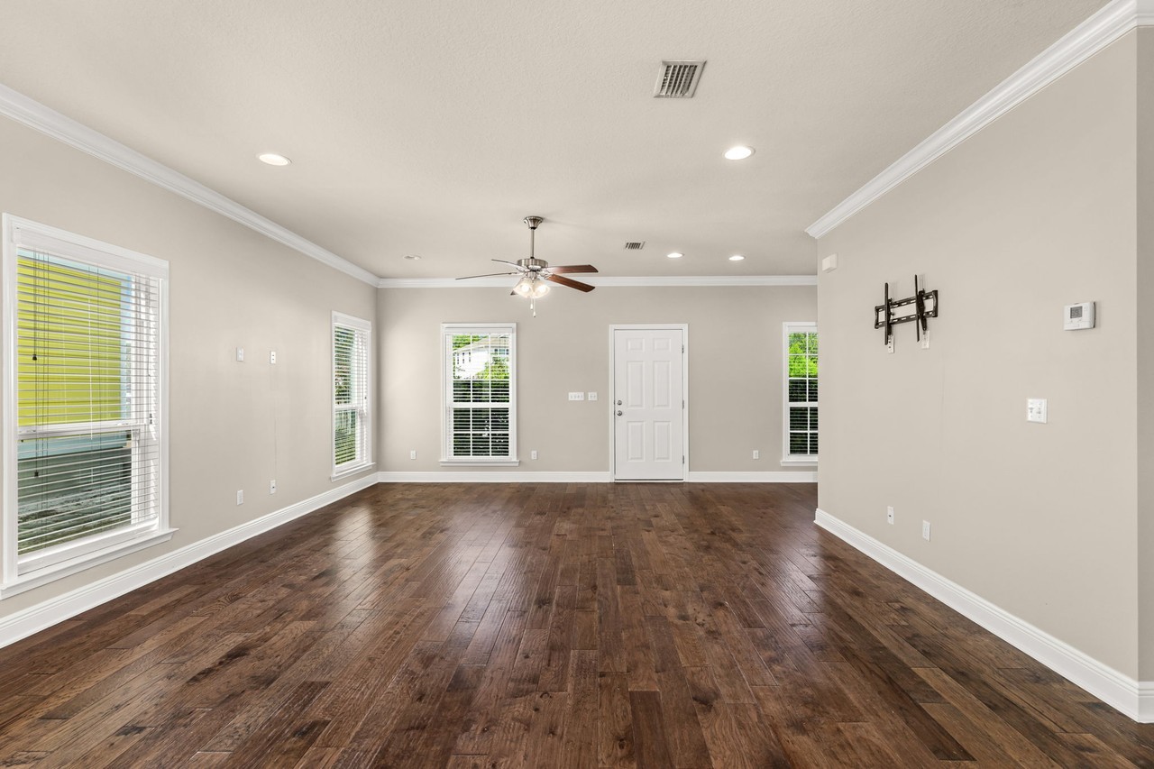 71 Grayling Way #1 - Photo 7 of 36