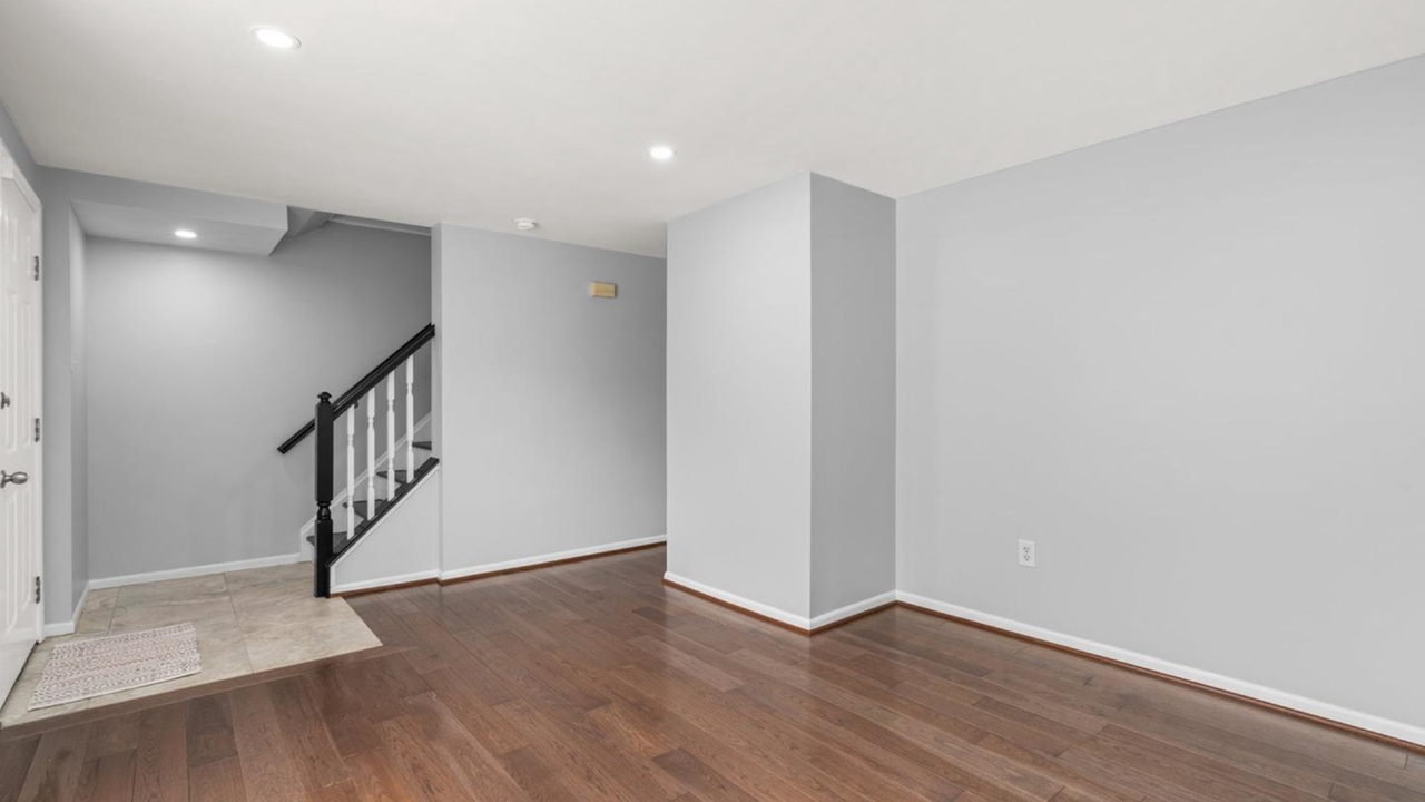 1757 Jacobs Meadow Dr #1 - Photo 4 of 40