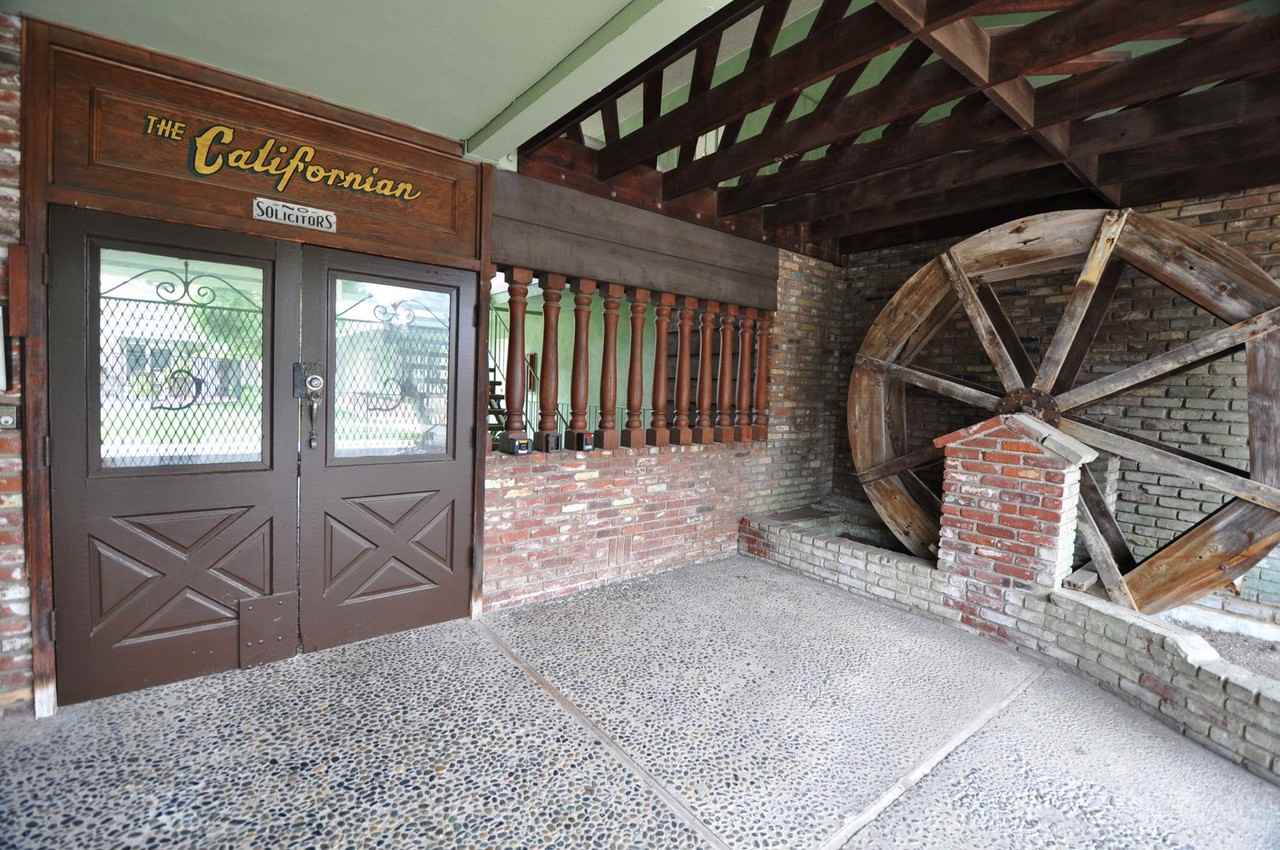 The California Apartments - Photo 2 of 33