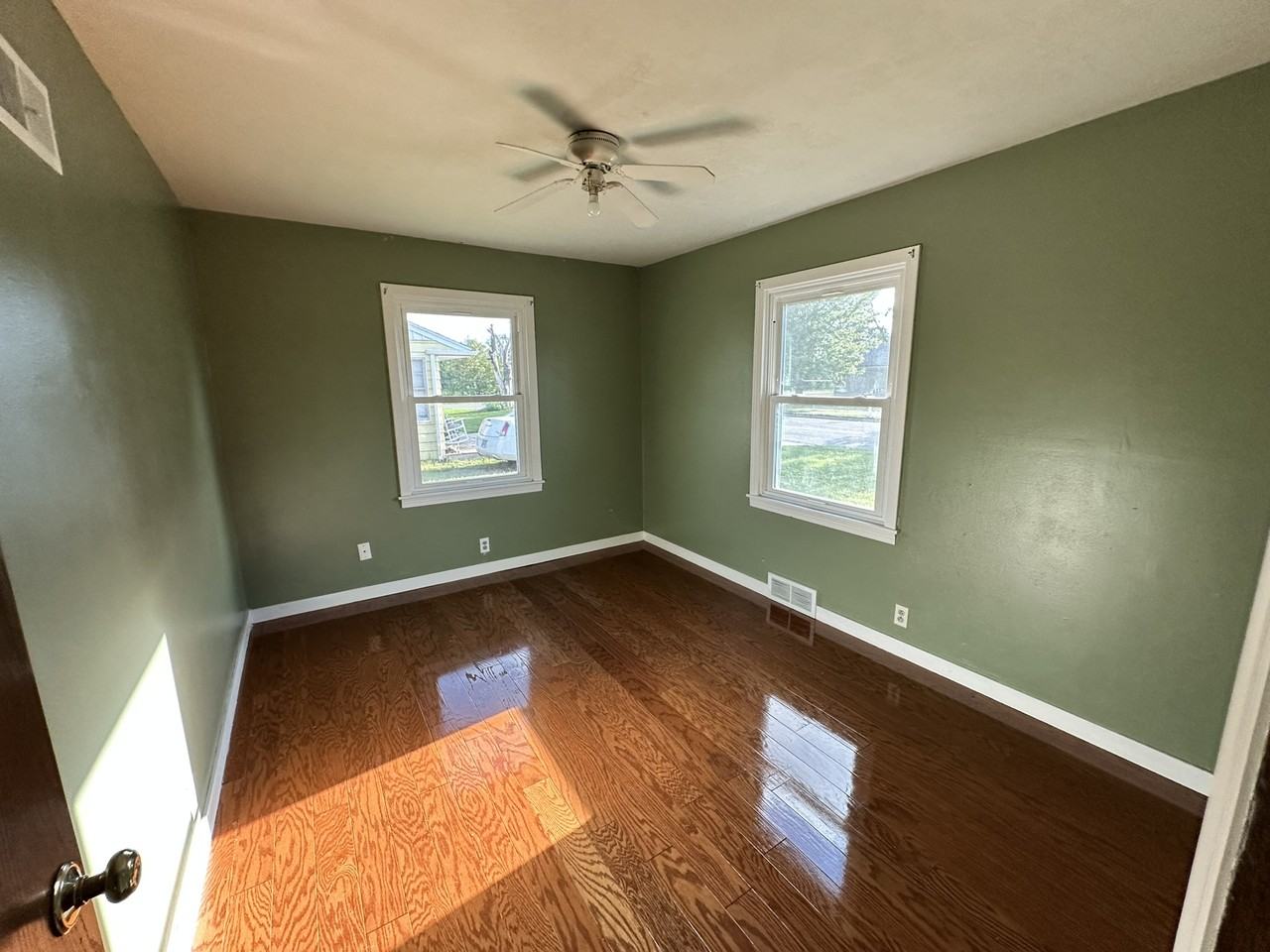 102 George St #1 - Photo 6 of 11