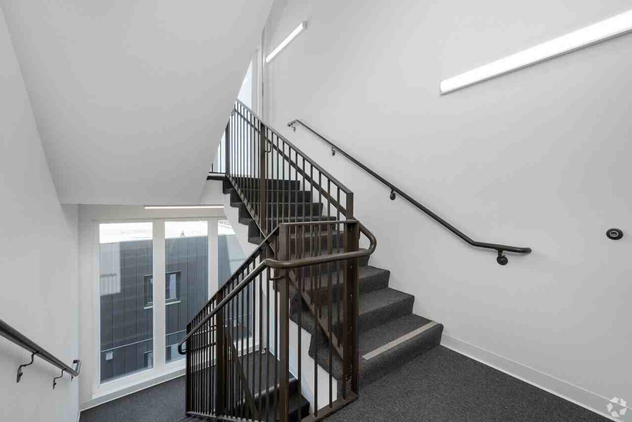 Barrington Row - Photo 6 of 50