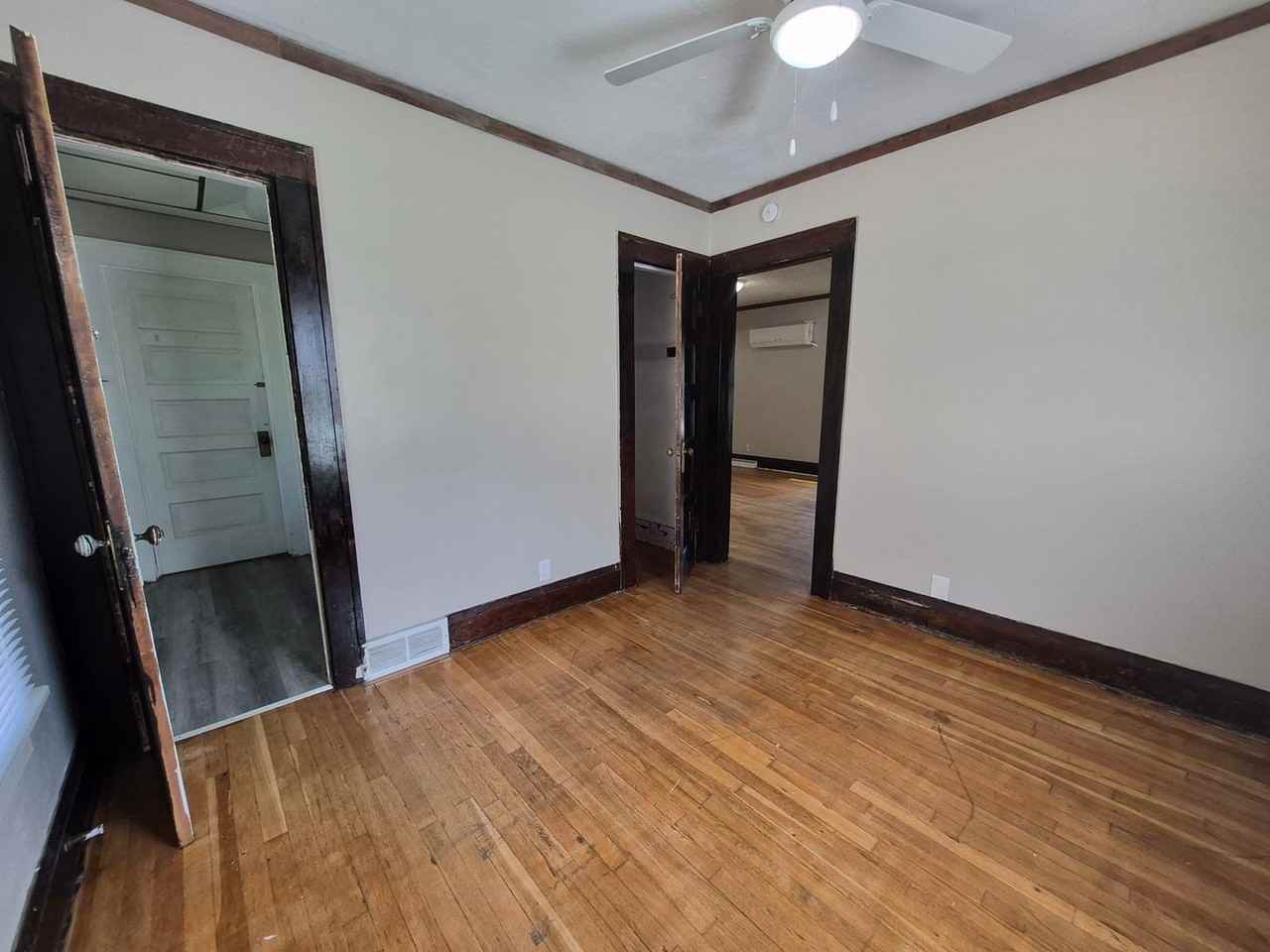 1711 Washington Ave - Photo 6 of 16