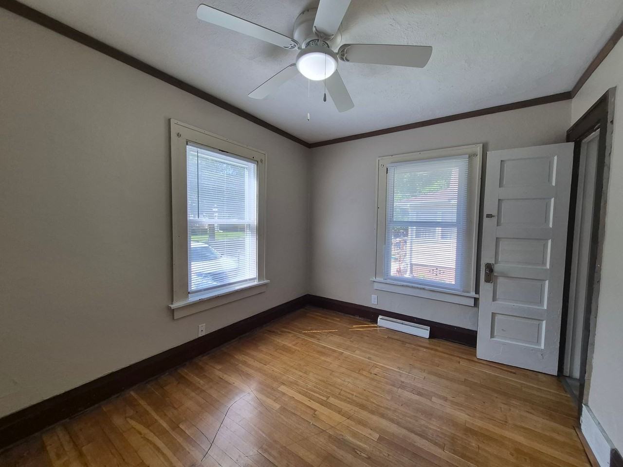 1711 Washington Ave - Photo 7 of 16