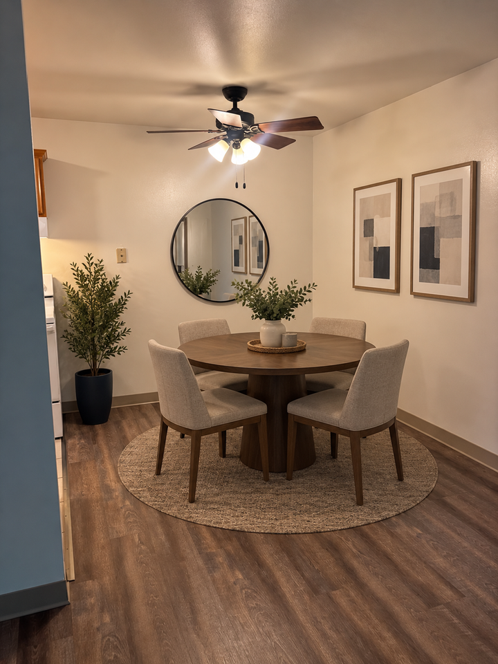 Bristol Oaks Apartments - Photo 3 of 10