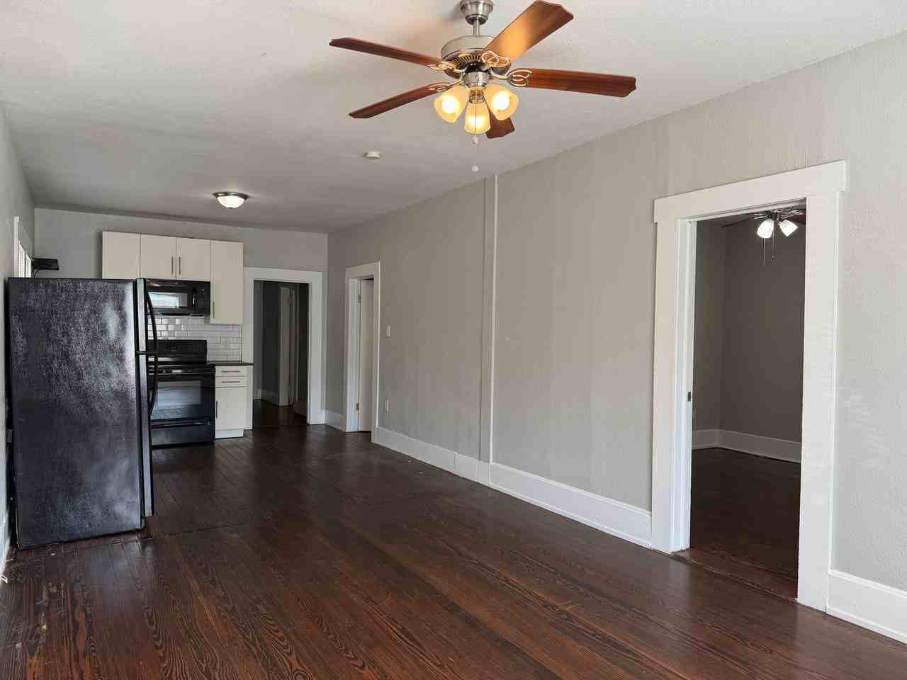 1314 N Sabinas St - Photo 6 of 18
