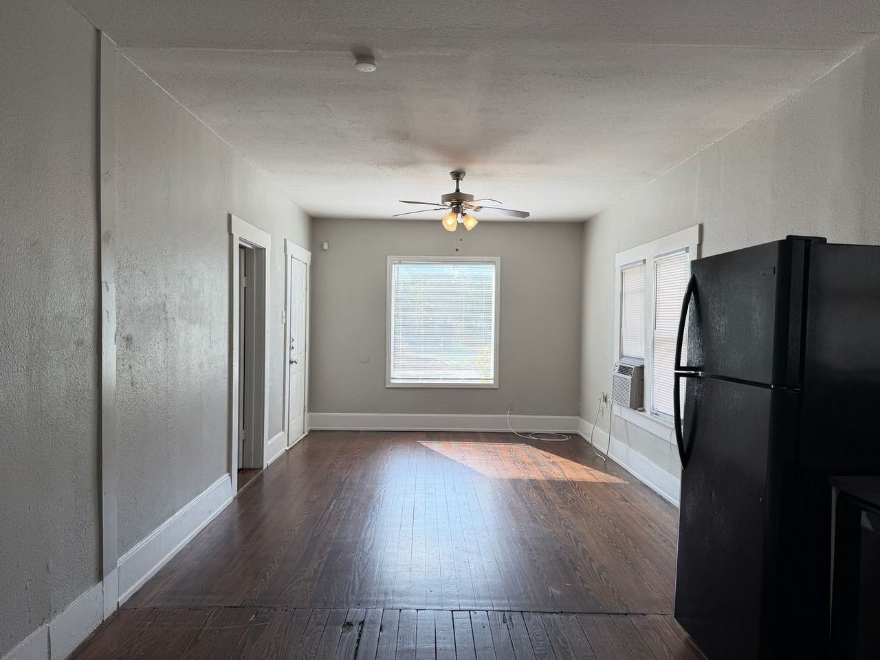 1314 N Sabinas St - Photo 7 of 18