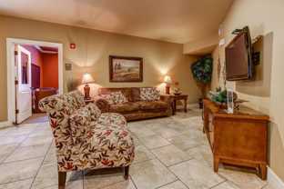 401 Santos St - Photo 1 of 1