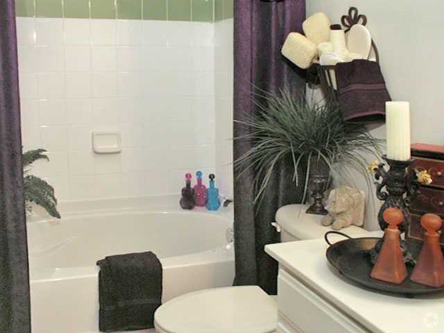300 Labor St - Photo 7 of 30