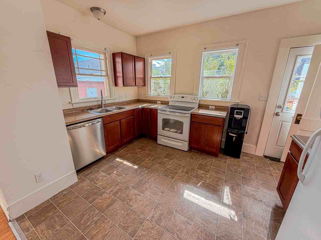 2012 Evans Ave #1 - Photo 4 of 12