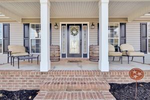 featured image of 4545 Lahr Rd #1