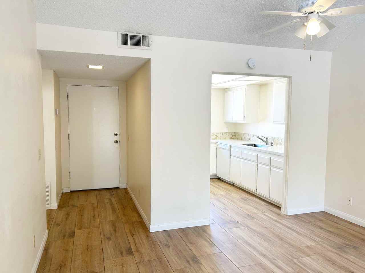 45450 Ocotillo Dr #1 - Photo 4 of 24