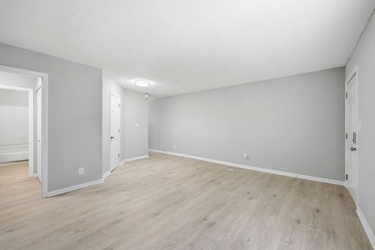 4720 Hoyle Dr Raleigh NC - Photo 3 of 5