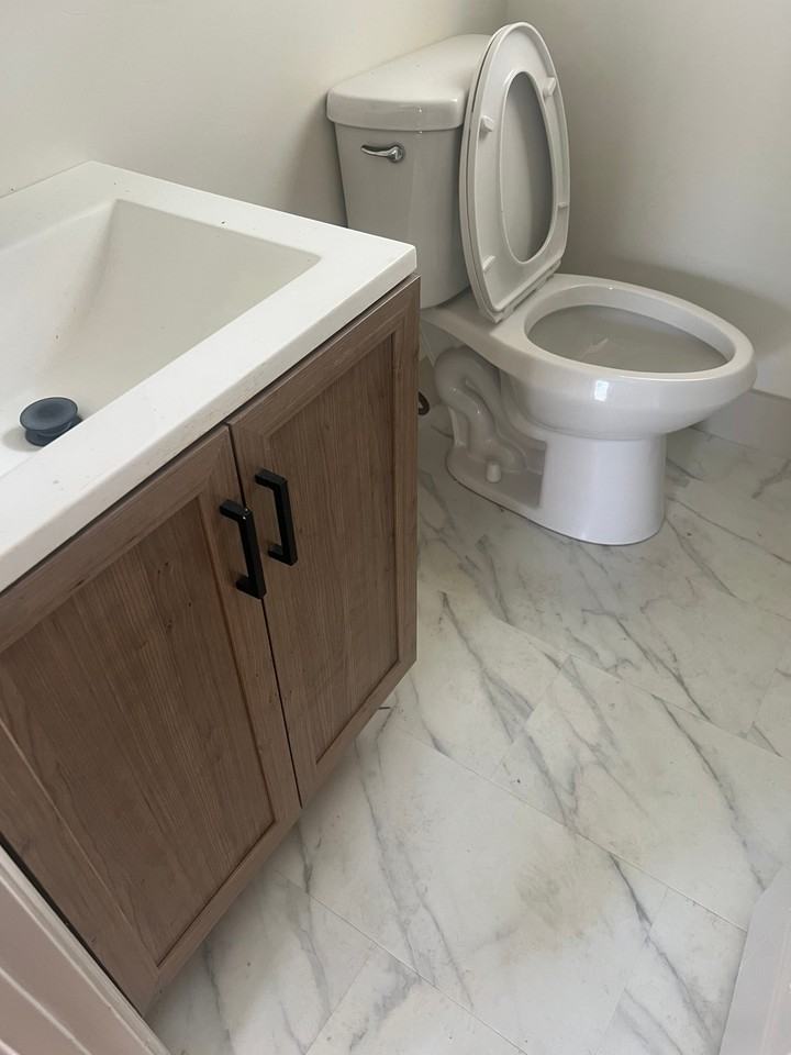 3733 Maple Ave Sw #1 - Photo 6 of 14