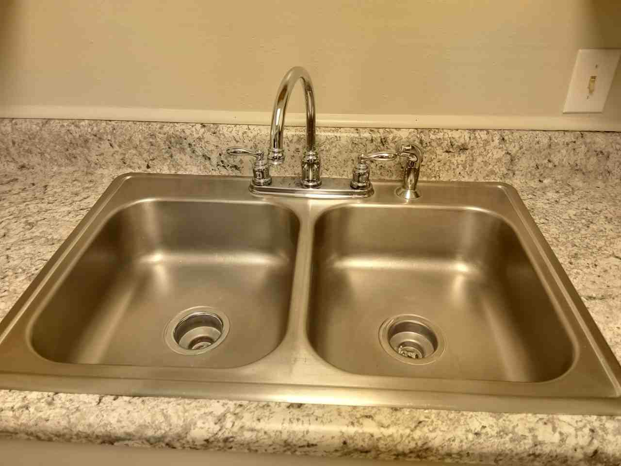 12495 Airblanc Dr #20 - Photo 6 of 10