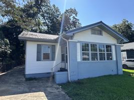 featured image of 5517 Avenue Q #1