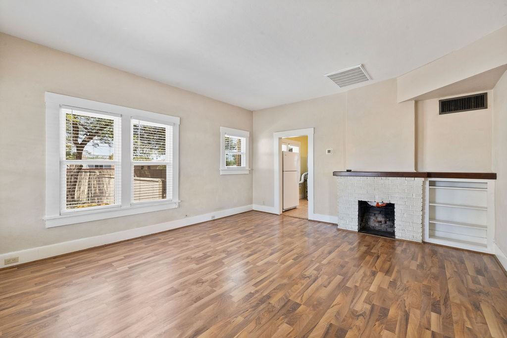 4301A E Fairmount St #1 - Photo 4 of 50