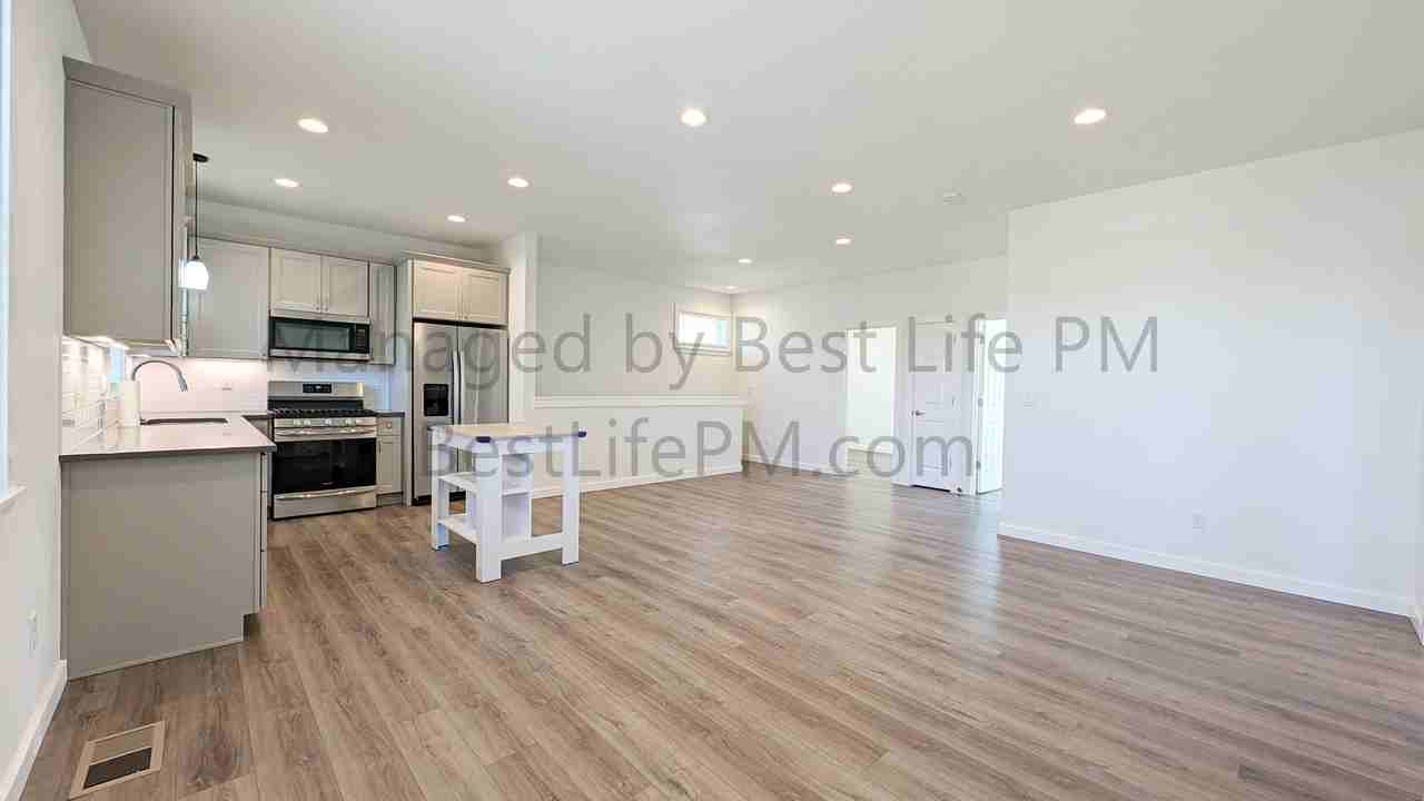 21812 Se Ankeny St #ADU - Photo 7 of 38