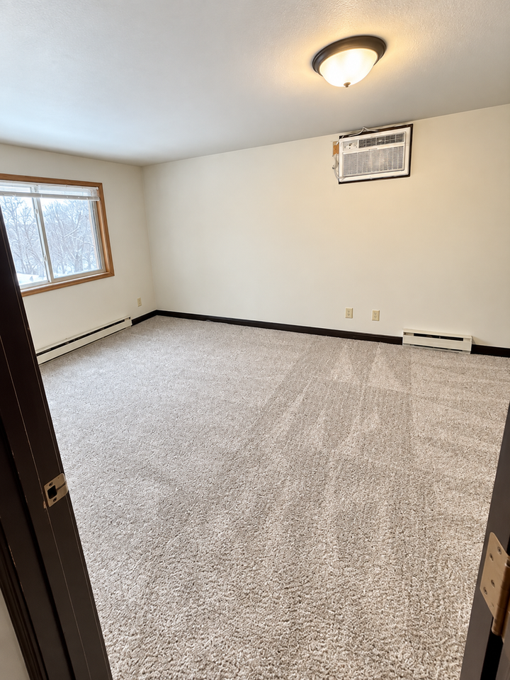 Park Ridge Apartments - Photo 5 of 7