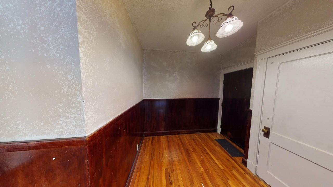 311 Allston St - Photo 5 of 10
