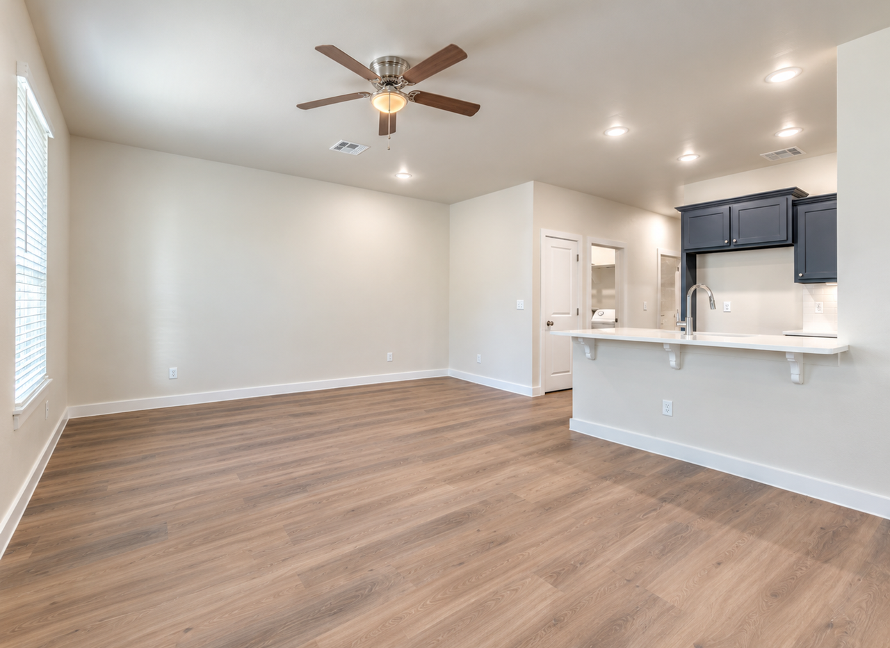 336 Nw 122nd St - Photo 7 of 16