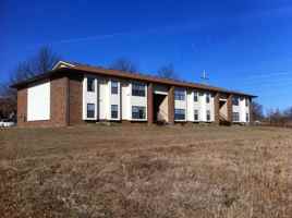 featured image of 915 W College St