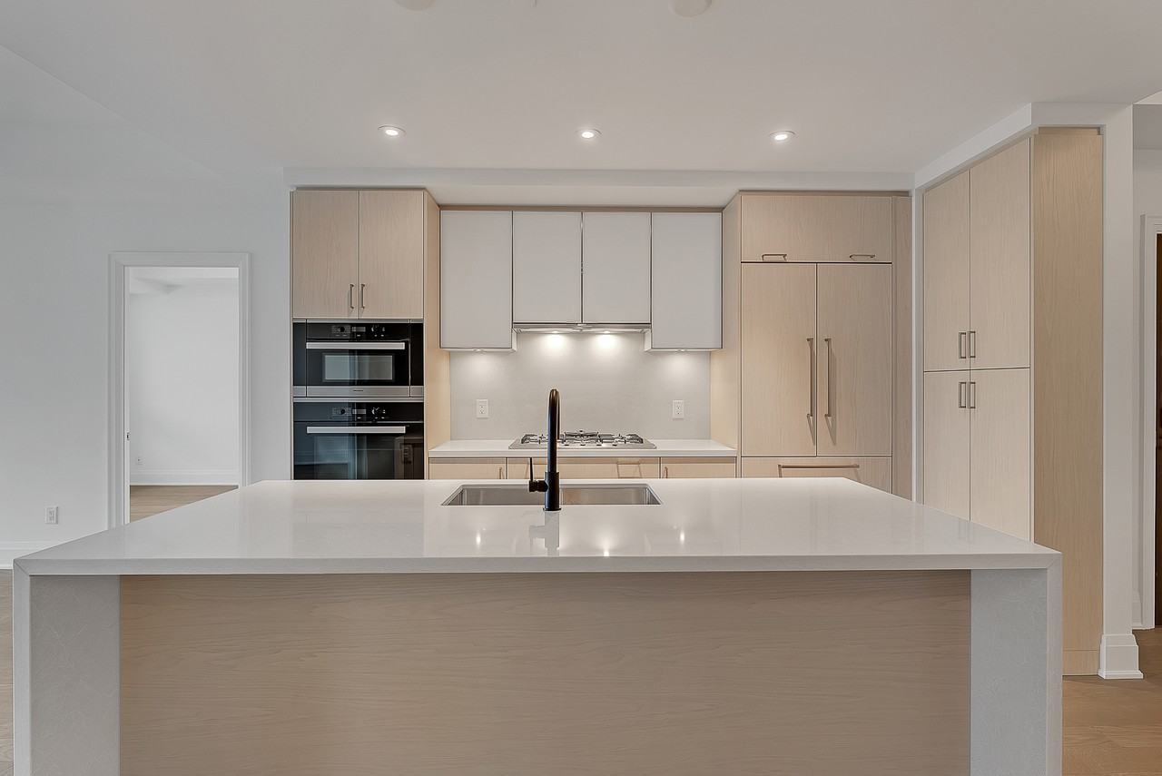 280 Howland Avenue #415 - Photo 7 of 22