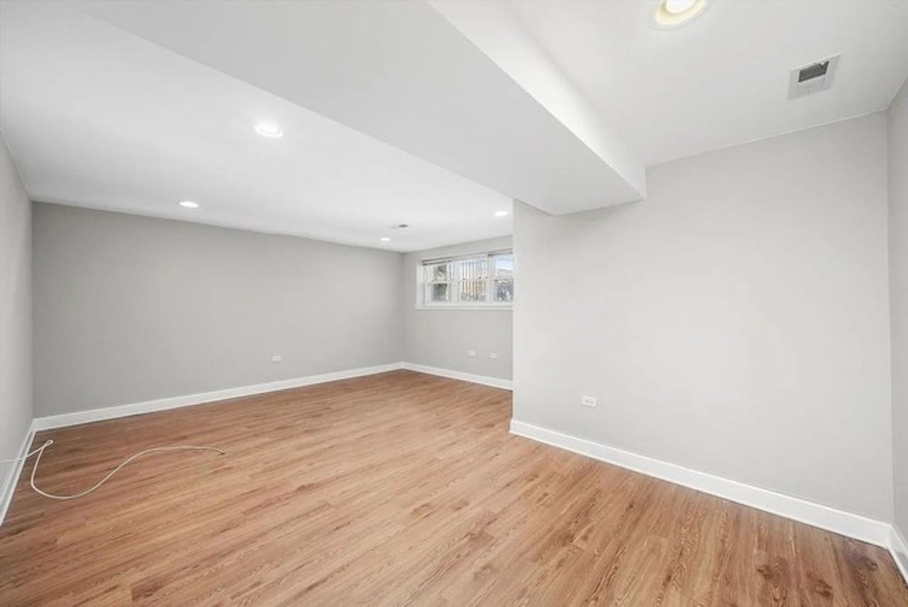 4145 4145 S. Michigan Ave - 4143 S. Michigan Ave Garden - Photo 2 of 21