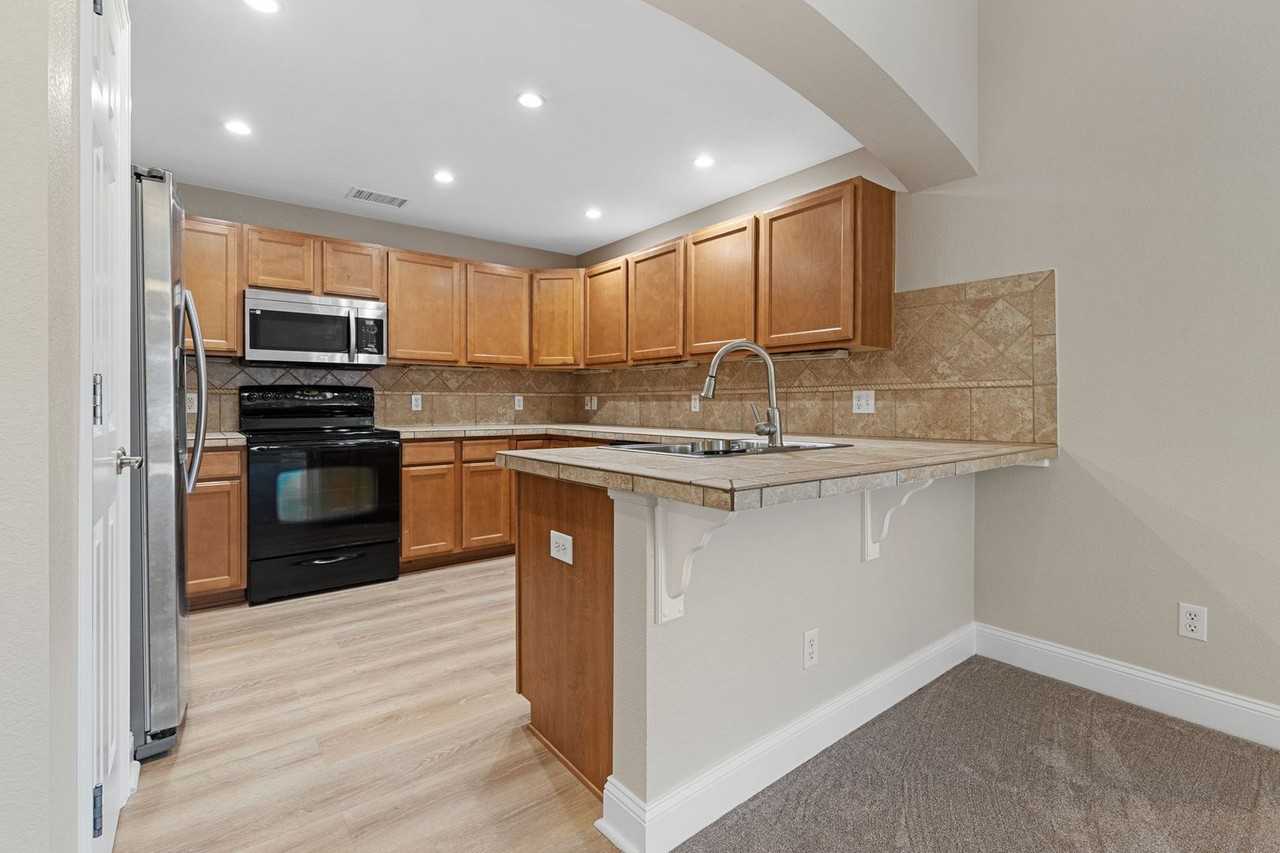 16687 Las Ramblas Ln - Photo 5 of 29