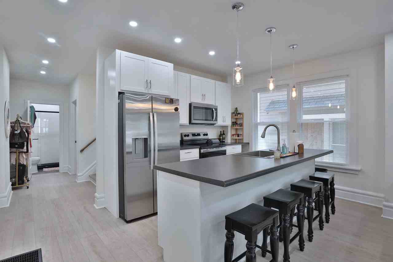 105 E Frambes Ave - Photo 5 of 16