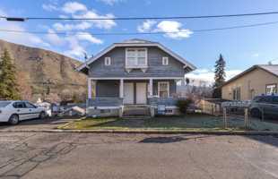 featured image of 104 Parkhill St