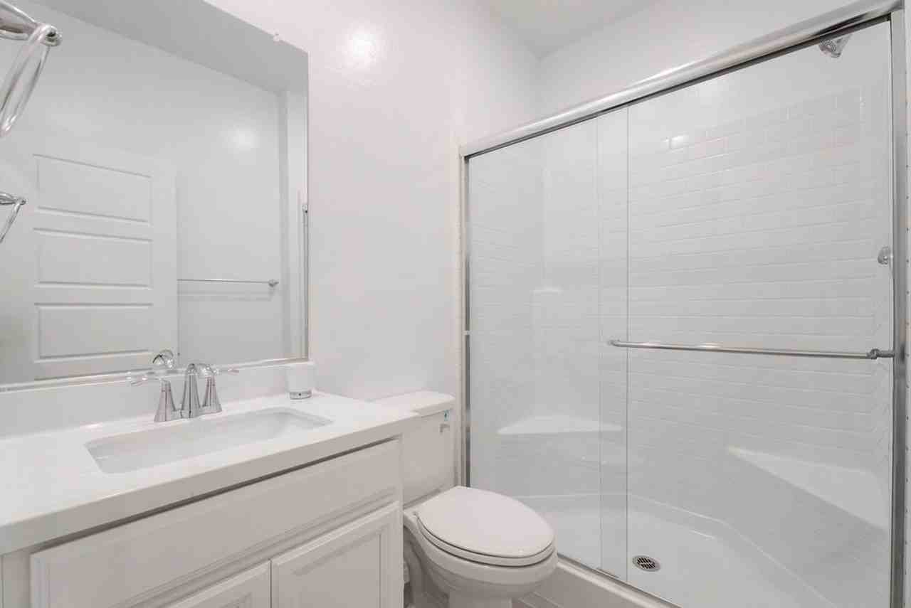 6822 Greensmen Ave - Photo 4 of 50