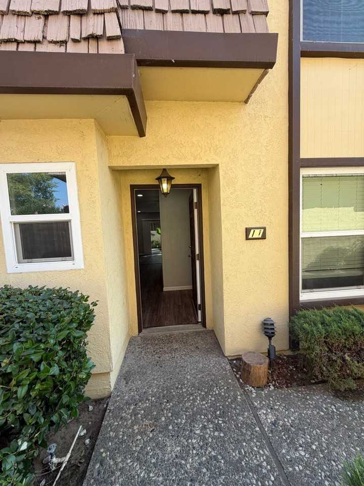5840 Fair Oaks Blvd #11 - Photo 2 of 24