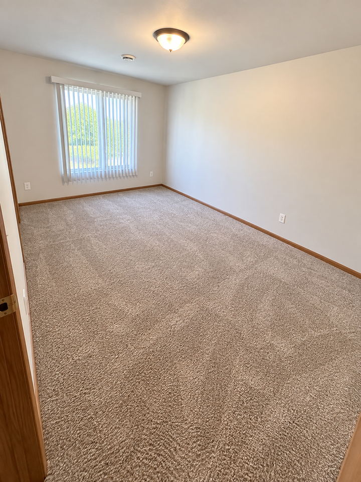 2825 Prestige Ct - Photo 6 of 9