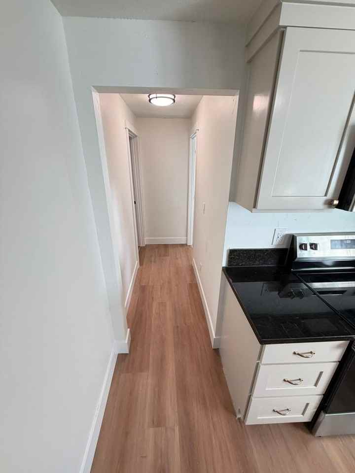 289 S 3rd St - Photo 7 of 33