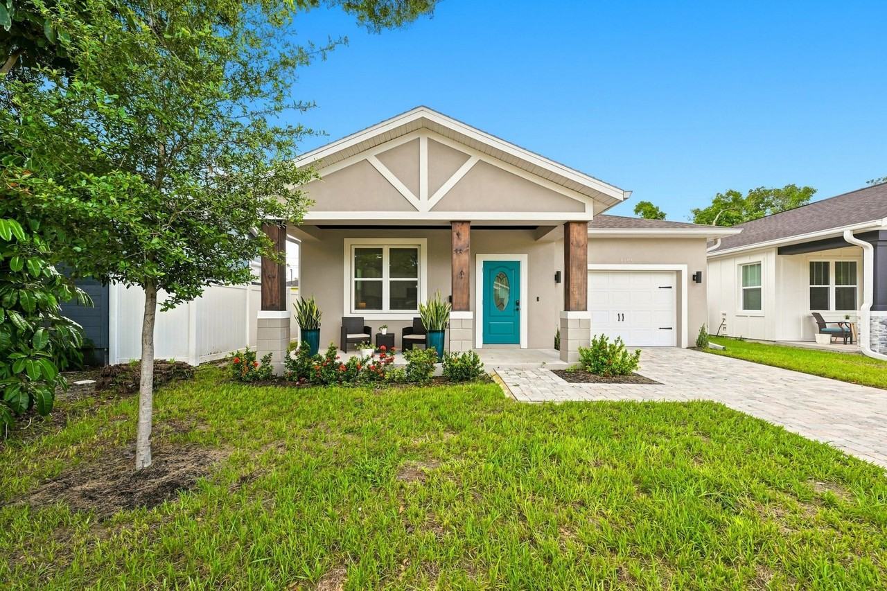 2144 43rd Ter N - Photo 2 of 40