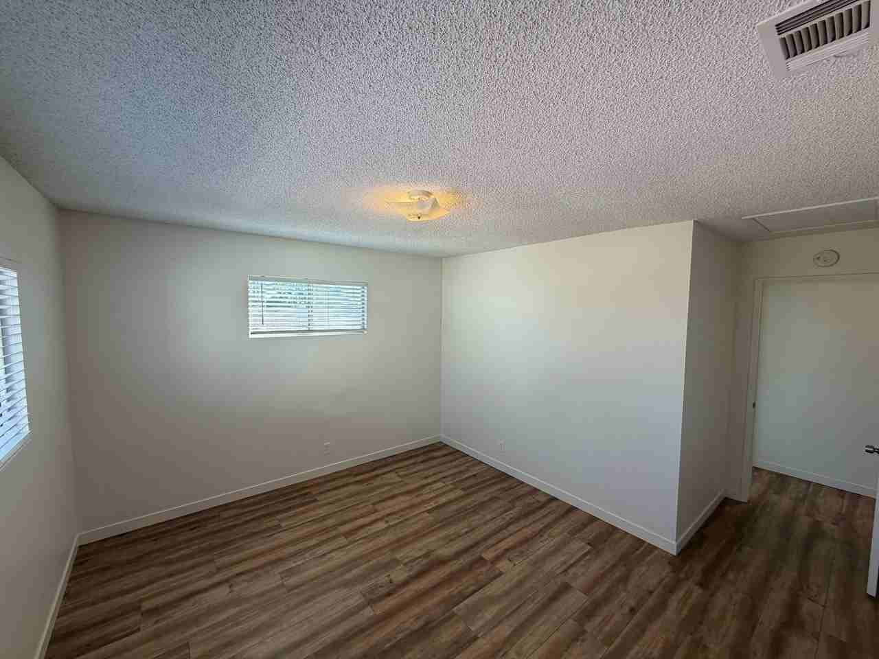 837B E Cook St - Photo 7 of 14
