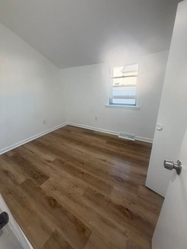73 William St - Photo 2 of 17