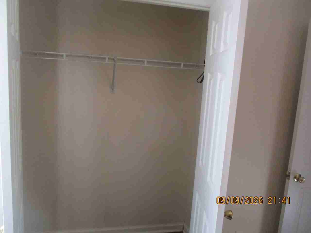 1106 Hobson St - Photo 7 of 12