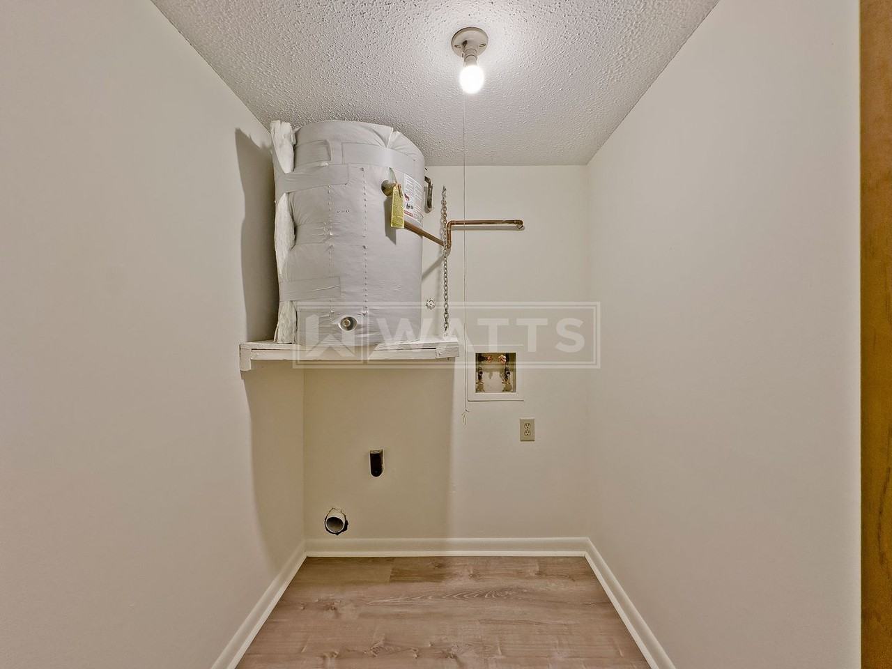 San Theresa Apartments - Photo 6 of 22