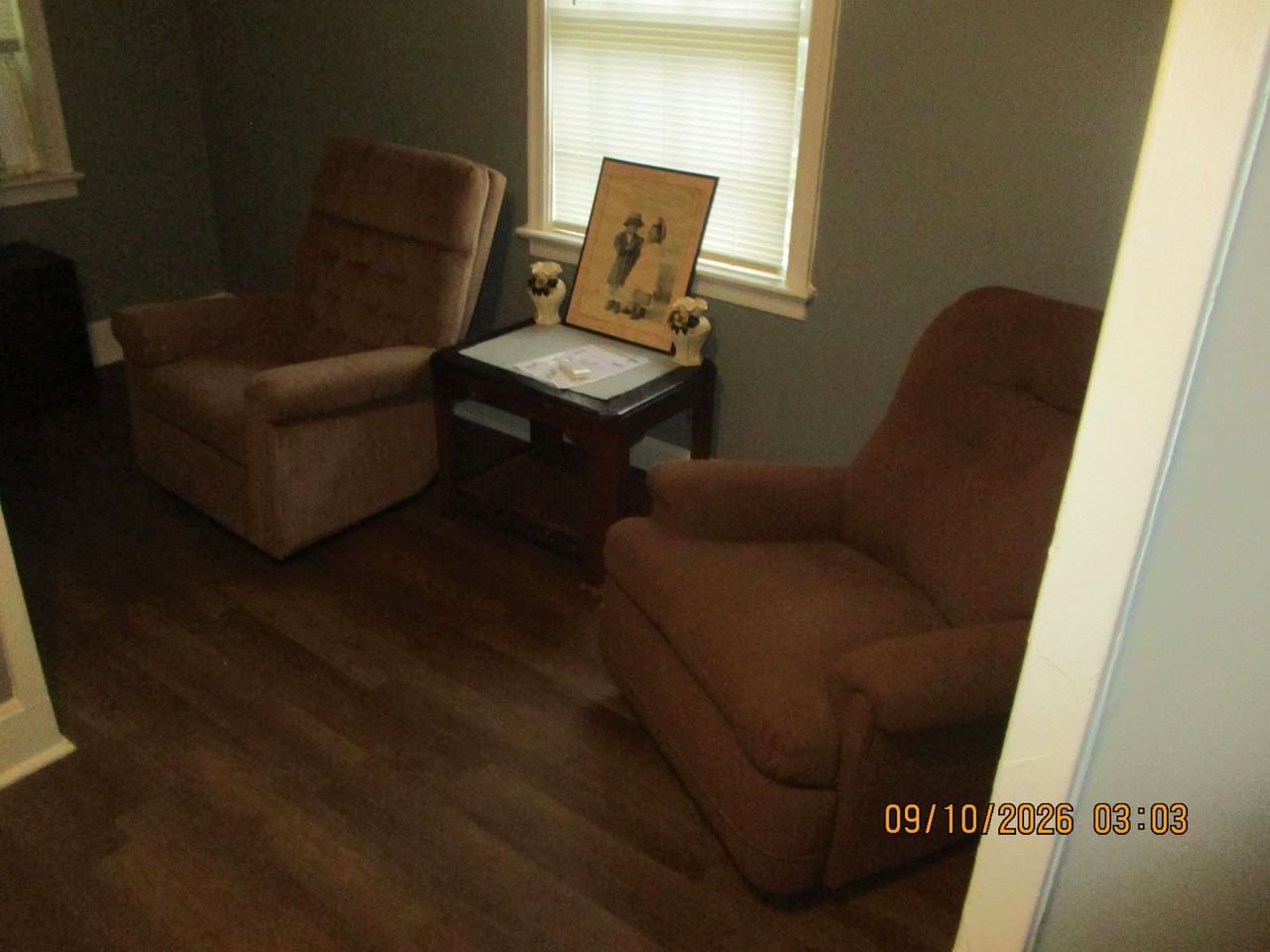 903 W Tift Ave Apt B - Photo 7 of 10