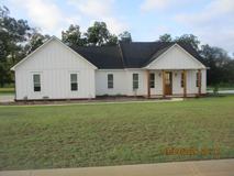 172 Belmont Dr - Photo 1 of 1