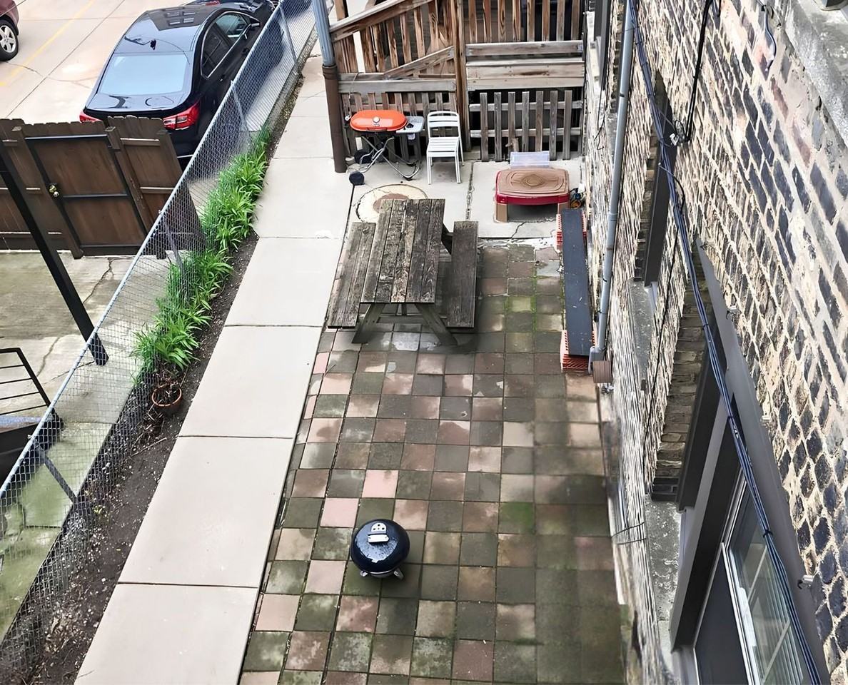 1332-34 W. Granville/6206-10 N. Wayne - Photo 7 of 10