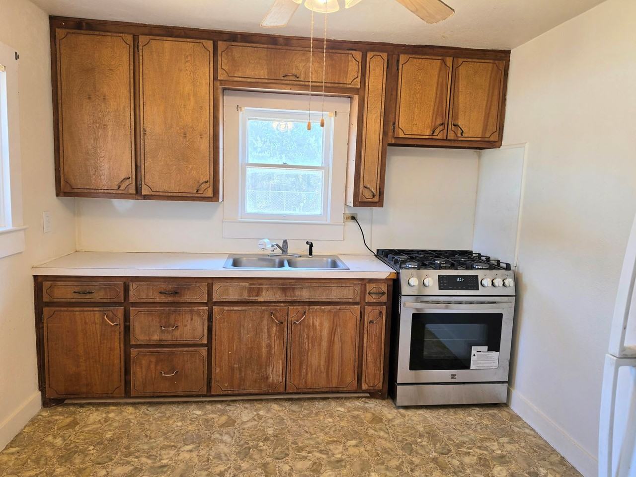 708 Redwine Quincy - Photo 3 of 15