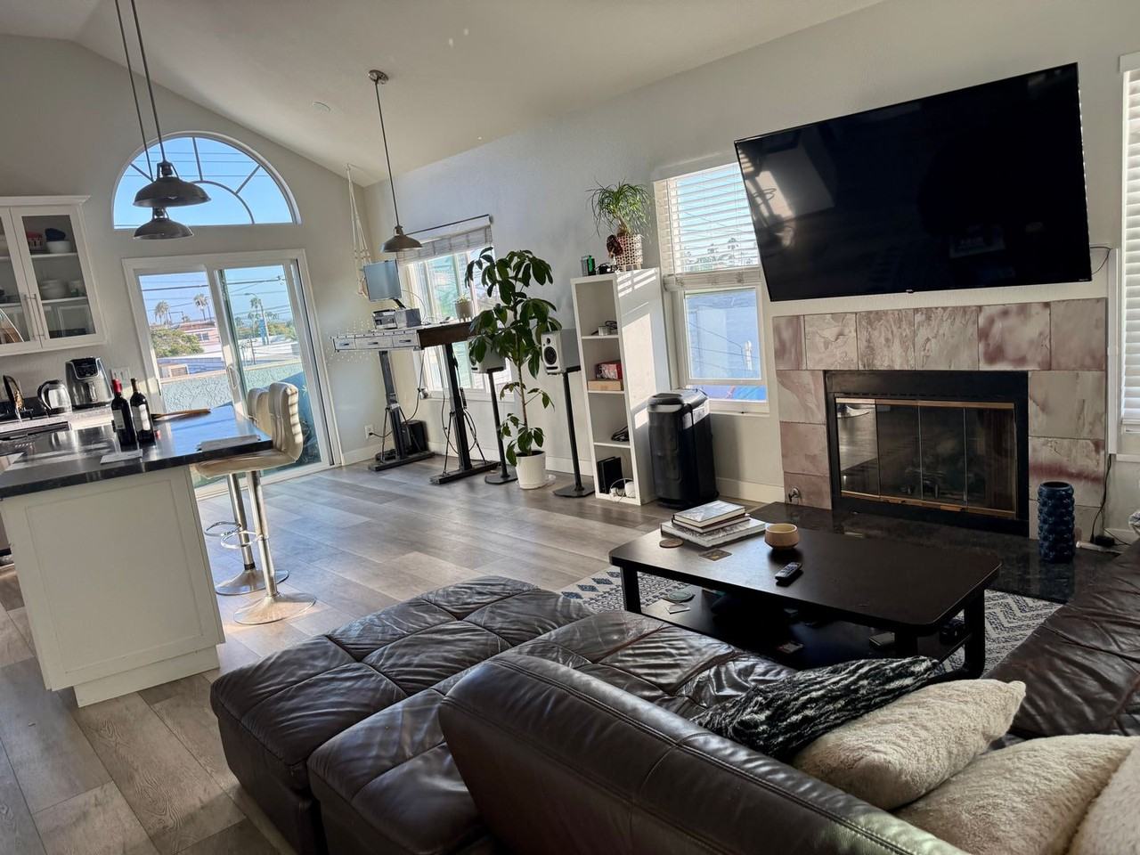 1421 Felspar St - Photo 2 of 50