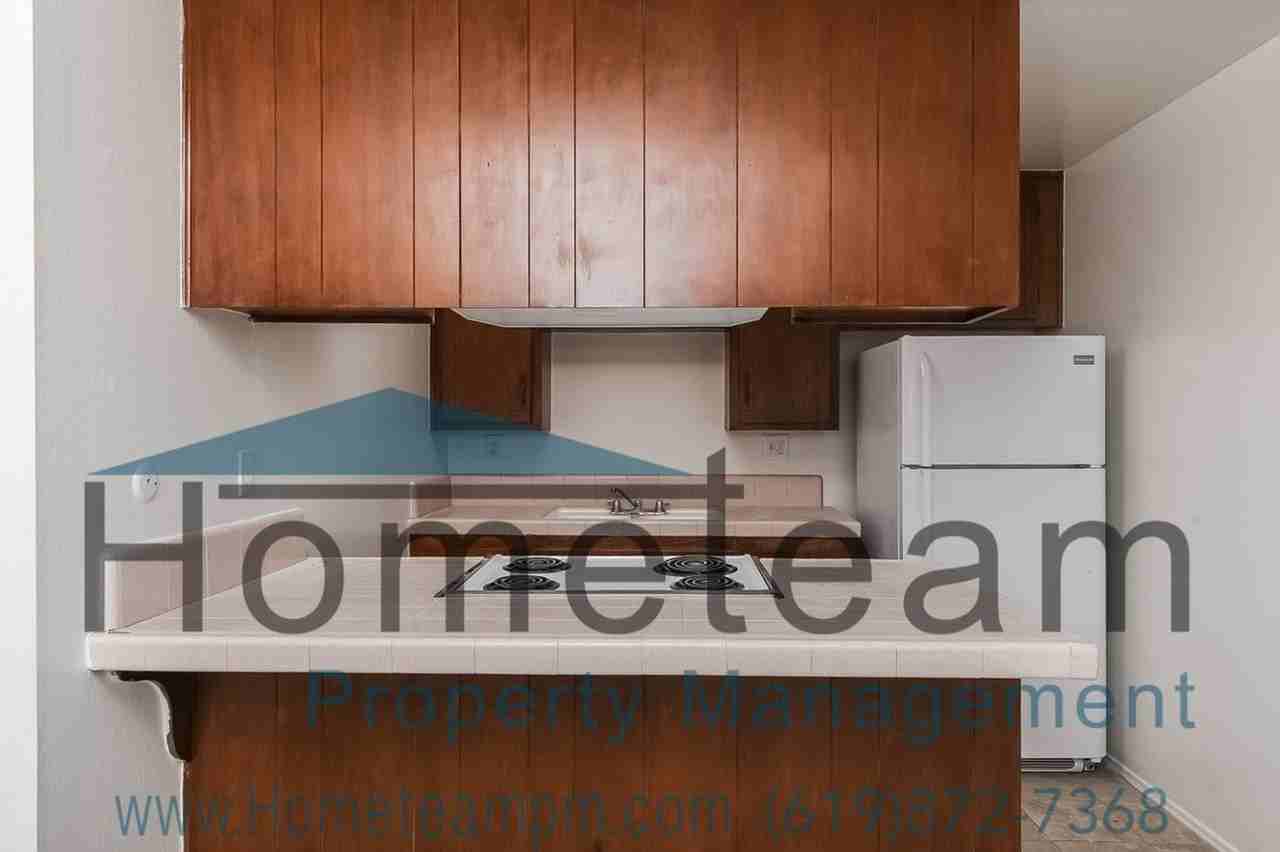 279 Moss St #16 - Photo 4 of 13