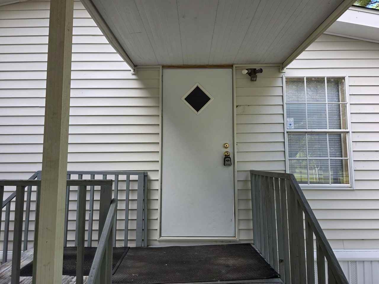 1205 Courthouse Rd - Photo 4 of 24