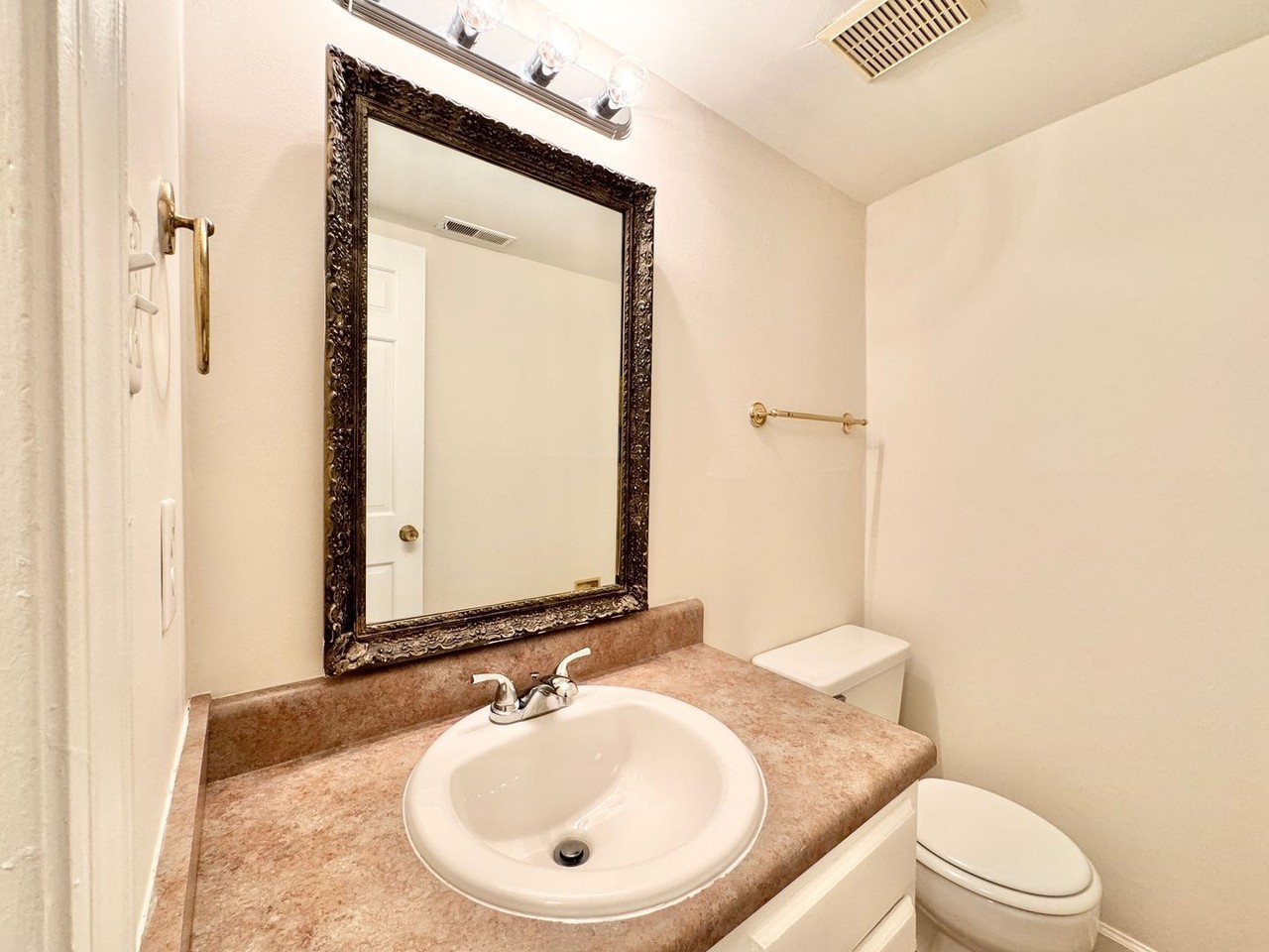 5127 Lawndale Dr - Photo 7 of 14