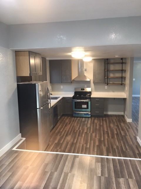 1202 Pine St - Photo 4 of 50